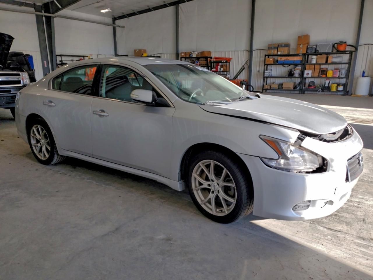 2014 Nissan Maxima s