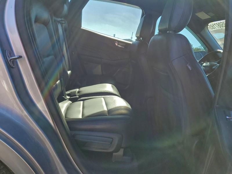 2023 Ford Escape st Line