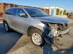 2016 Toyota Highlander le