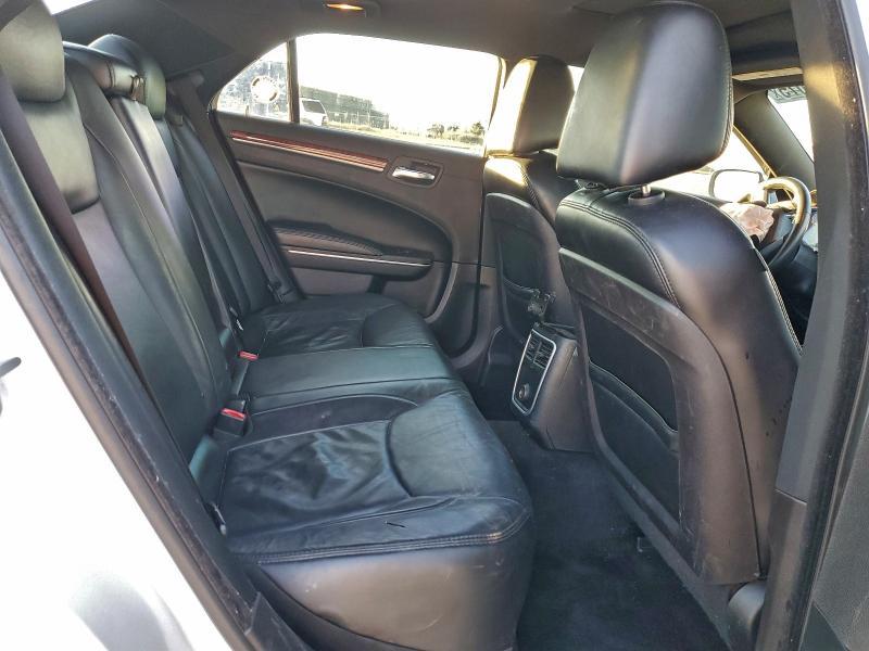 2012 Chrysler 300 Limited
