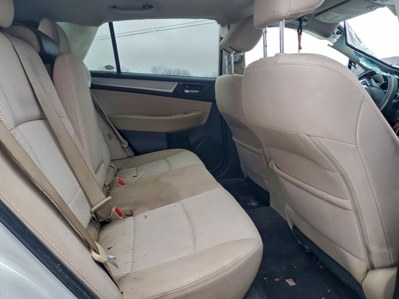 2016 Subaru Outback 2.5i Premium