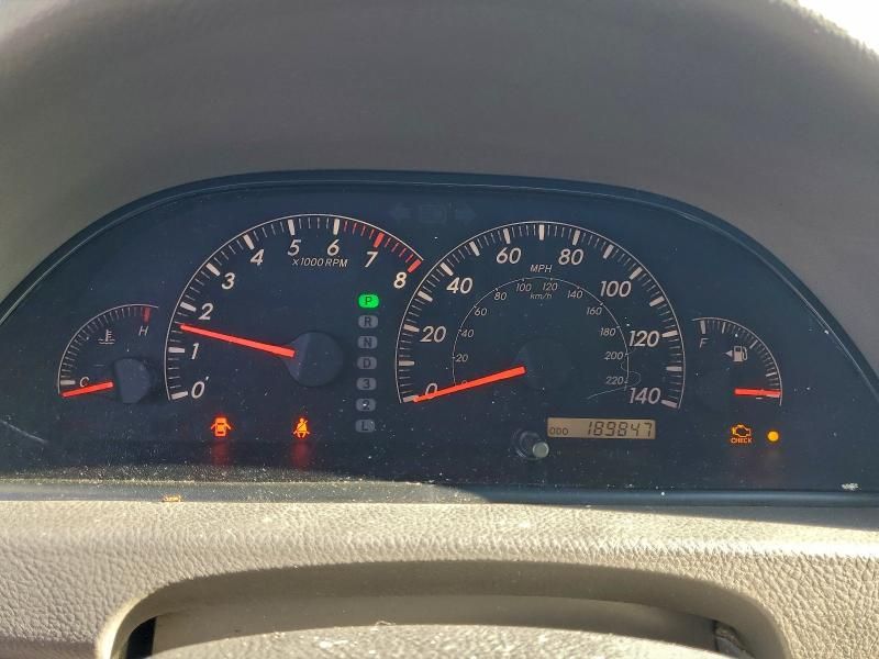 2005 Toyota Camry le