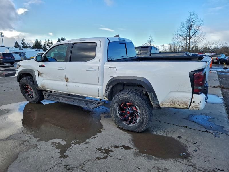 2018 Toyota Tacoma Double cab