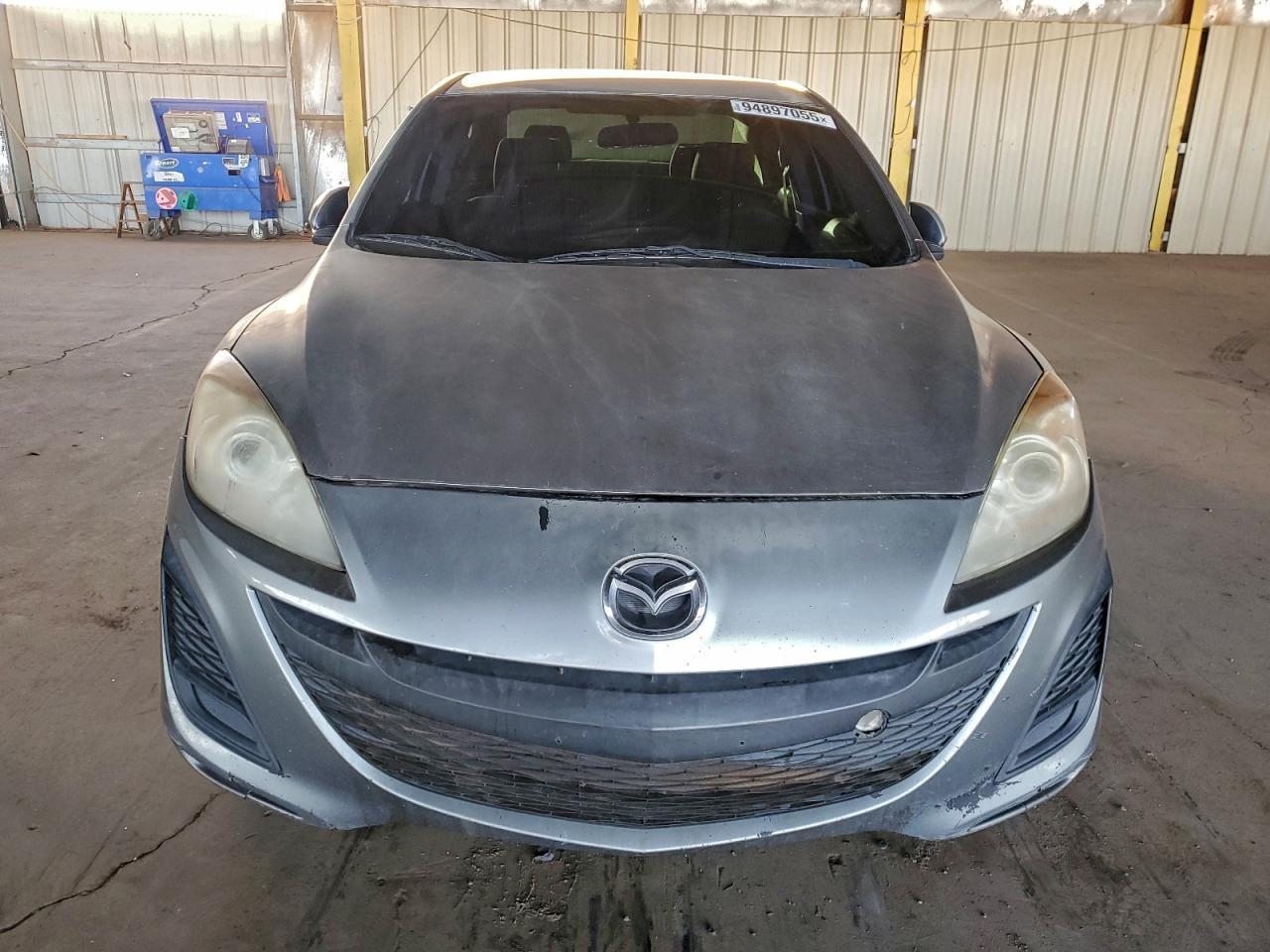 2011 Mazda 3 I