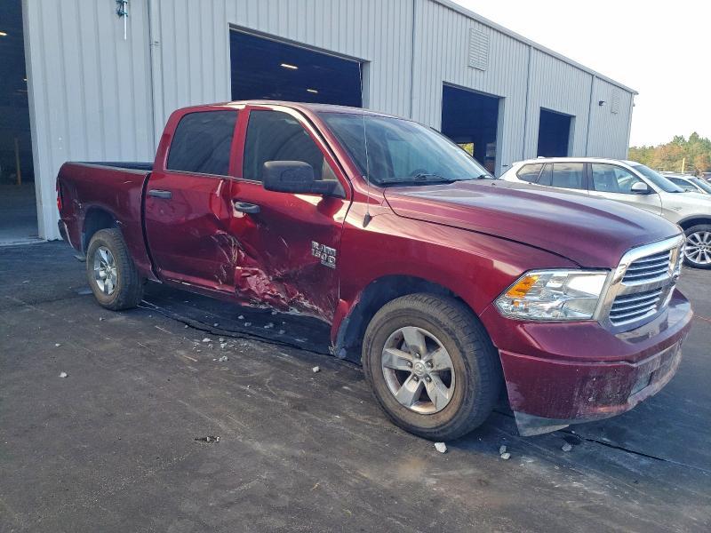 2022 Dodge Ram 1500 Classic slt
