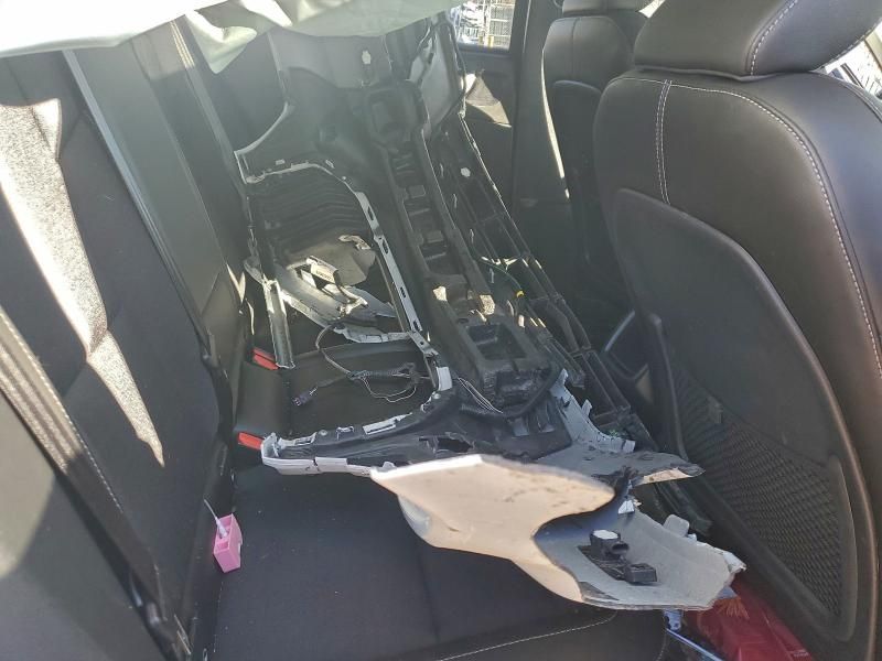 2020 Volvo Xc40 T5 Momentum