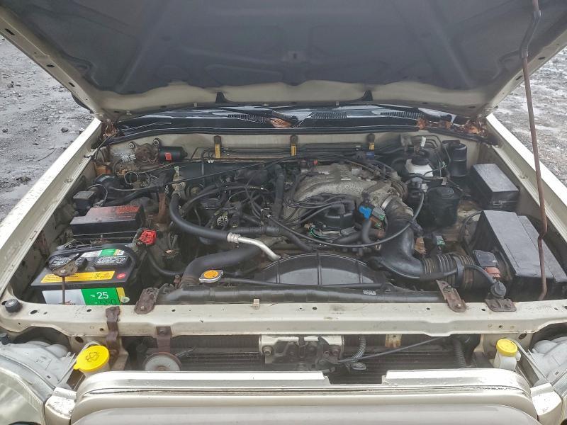 2000 Niss Pathfinder