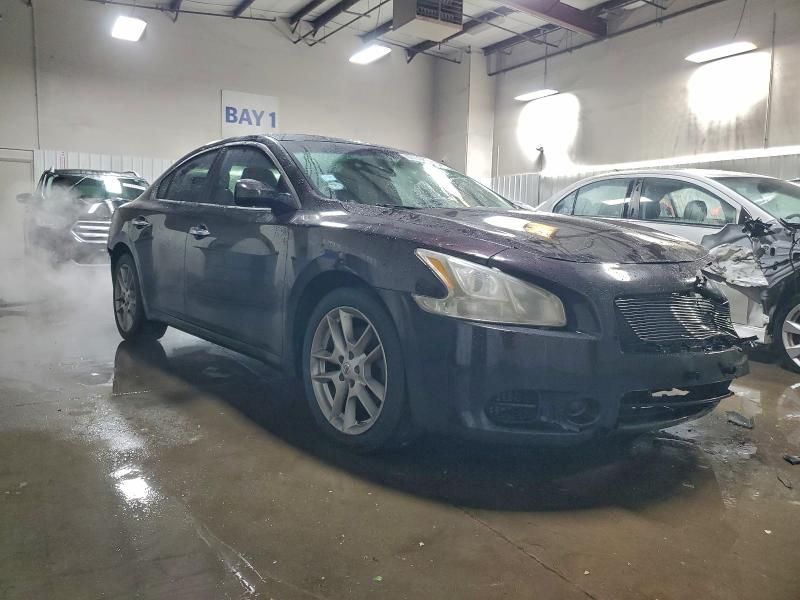 2014 Nissan Maxima s