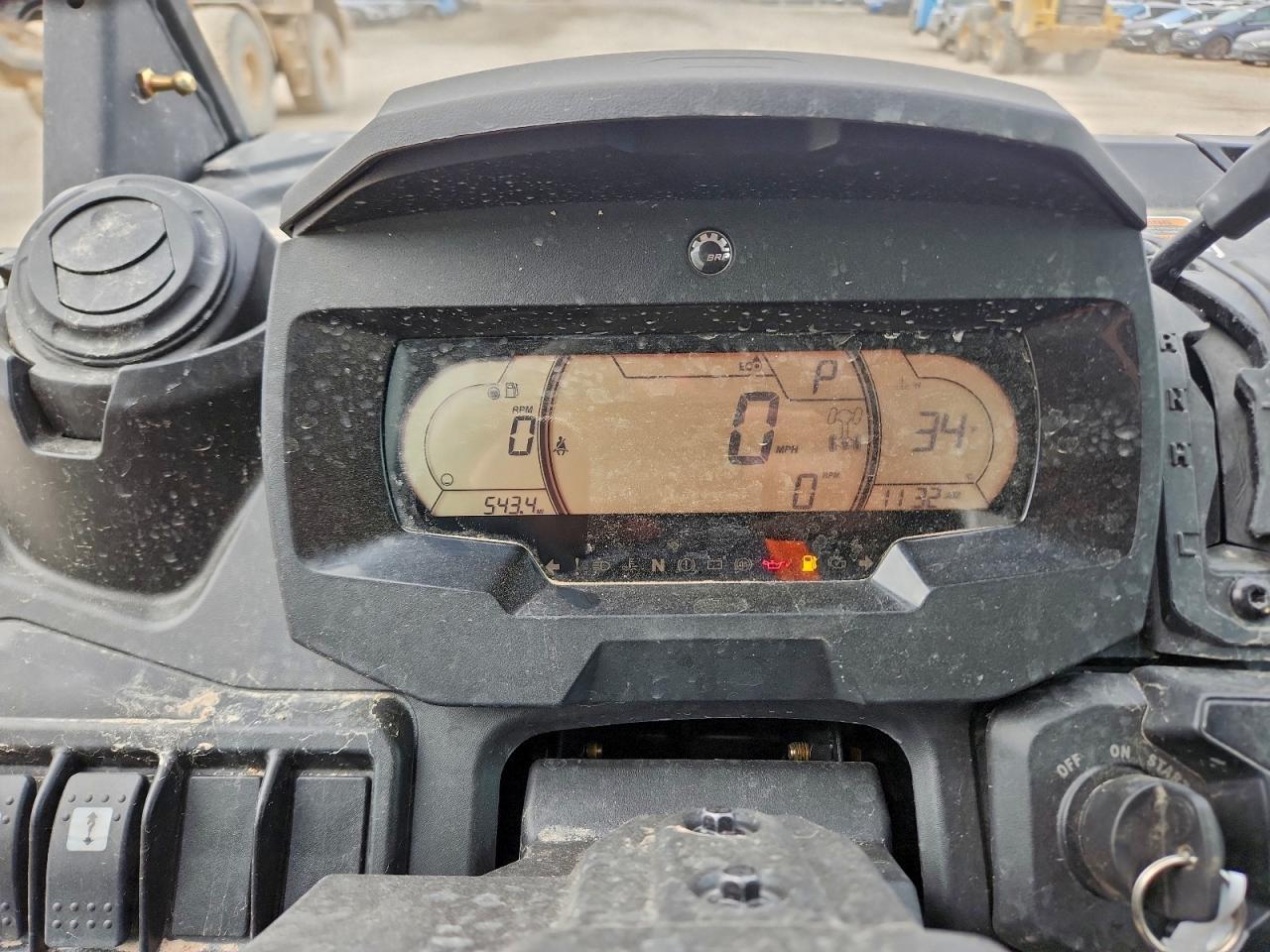 2024 Can-Am Defender Utility Vehicle