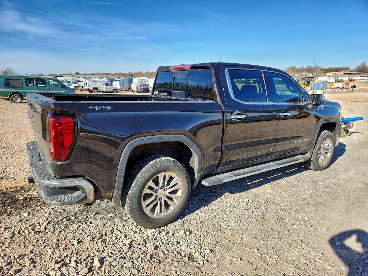 2019 GMC Sierra K1500 slt