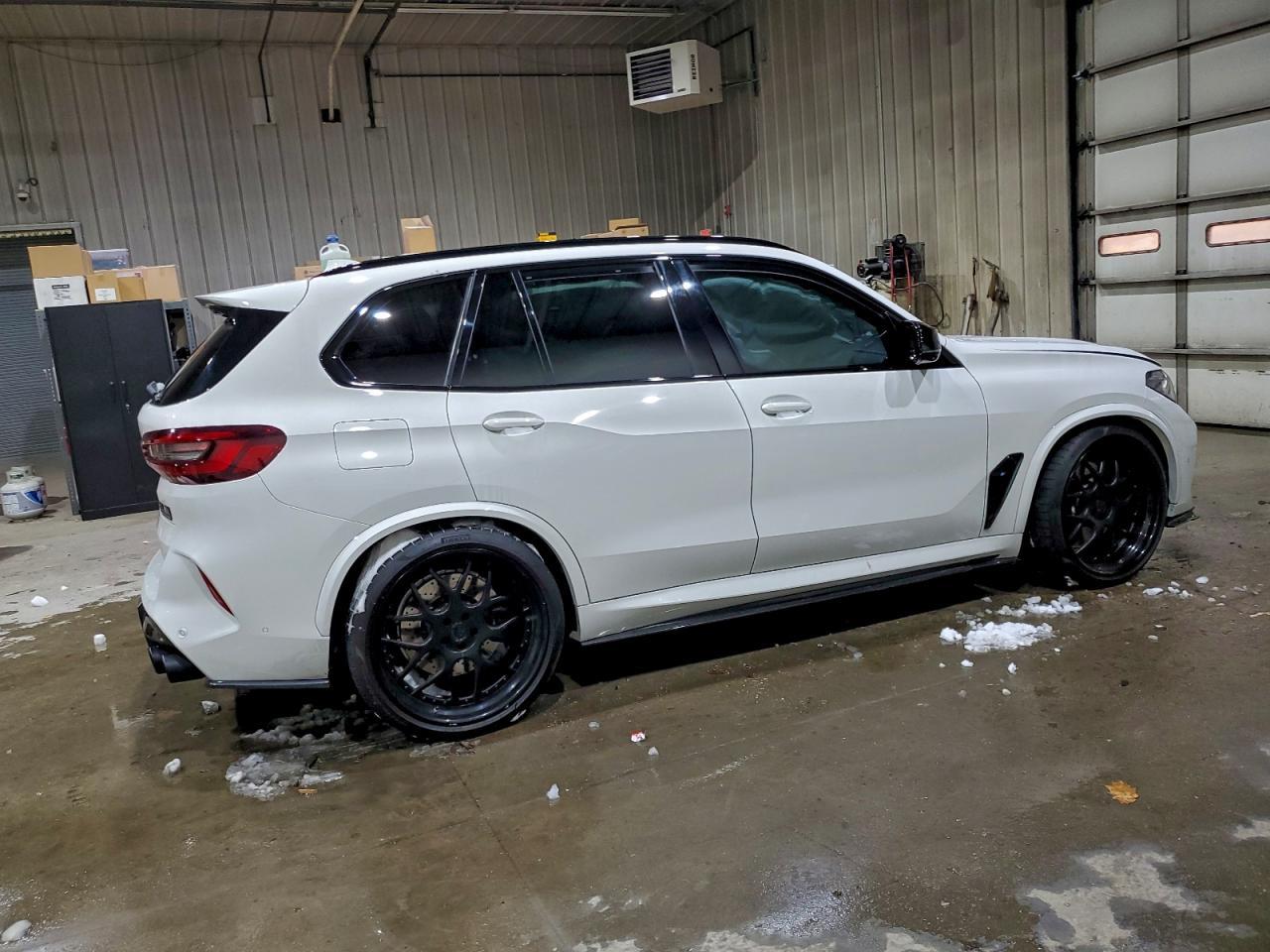 2022 BMW X5 m