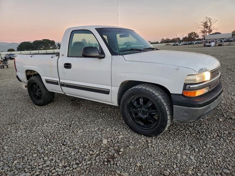 2000 Chevrolet Silverado C1500