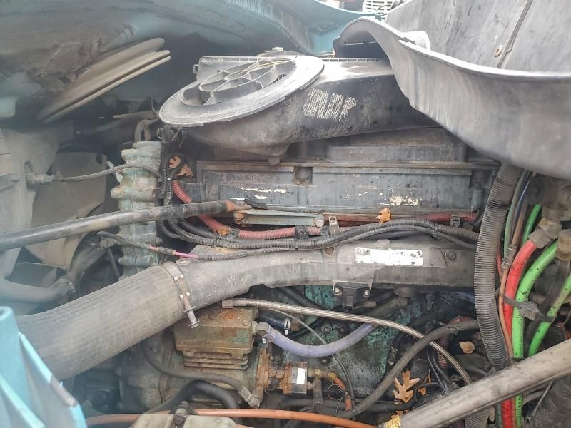 2013 Freigliner 2013 Freightliner Cascadia Semi Truck