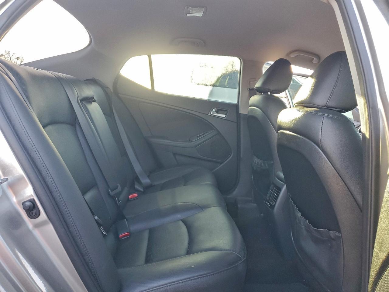 2015 KIA Optima sx