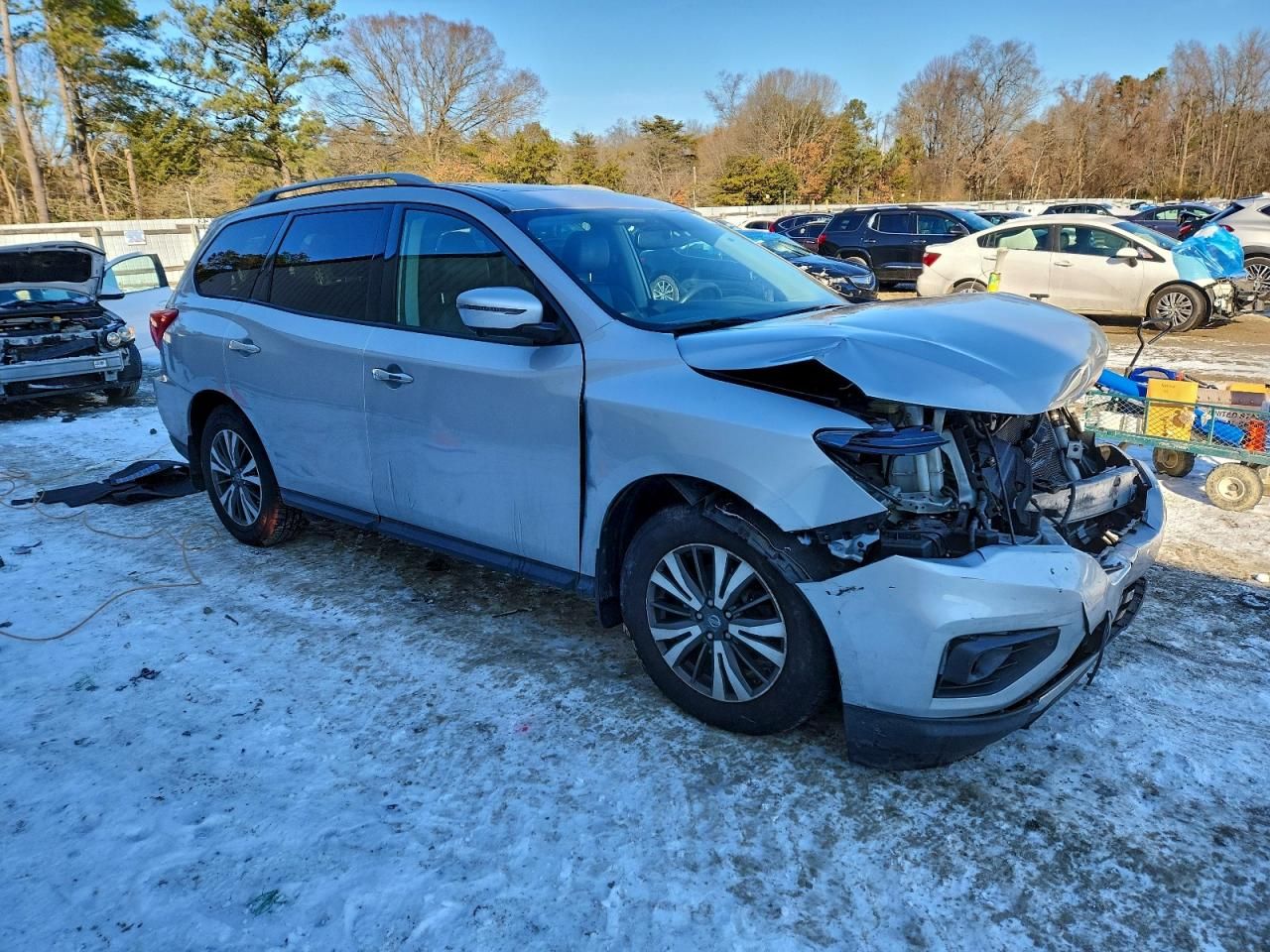 2017 Nissan Pathfinder s