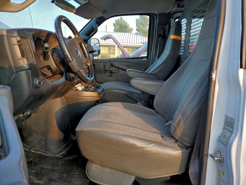 2017 GMC Savana Utility / Service Van
