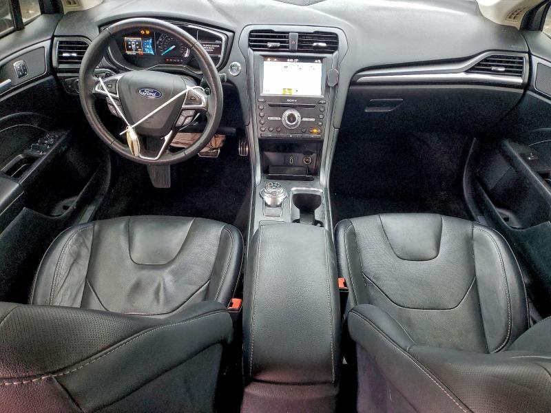 2018 Ford Fusion Titanium/platinum