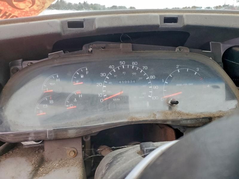 2001 Ford F650 Super