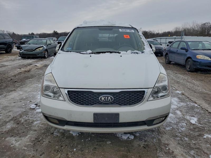 2014 KIA Sedona lx