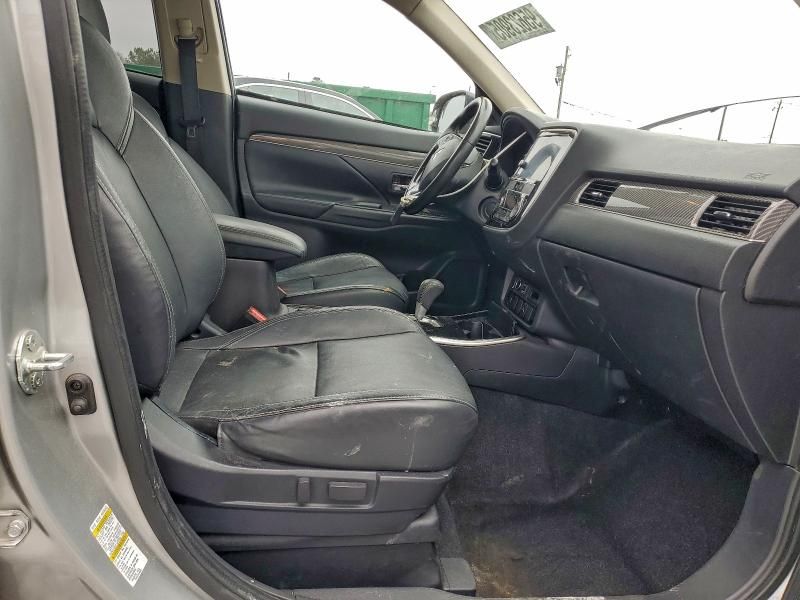 2019 Mitsubishi Outlander se