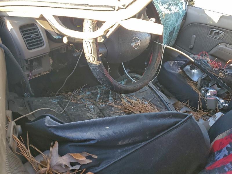 2003 Nissan Frontier King cab xe