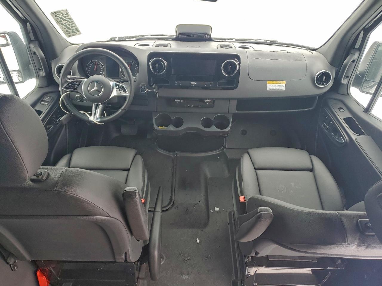 2025 Mercedes-Benz Sprinter 2500 Delivery Van
