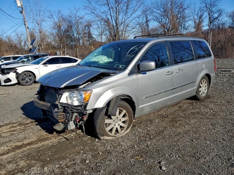 2015 Chrysler Town & Country Touring