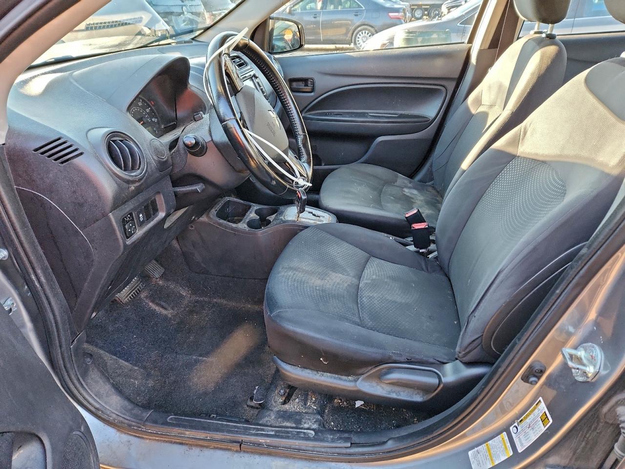 2017 Mitsubishi Mirage G4 es