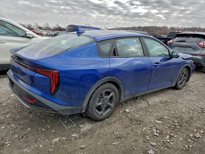 2025 KIA K4 lx