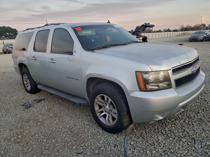 2010 Chevrolet Suburban C1500 ls