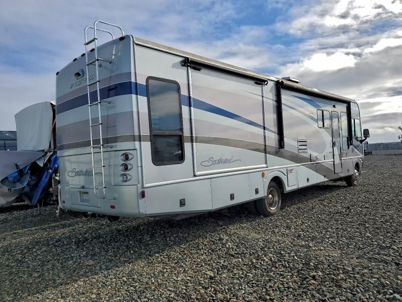 2005 Other 2005 Workhorse Custom Chassis Motorhome Chassis W2