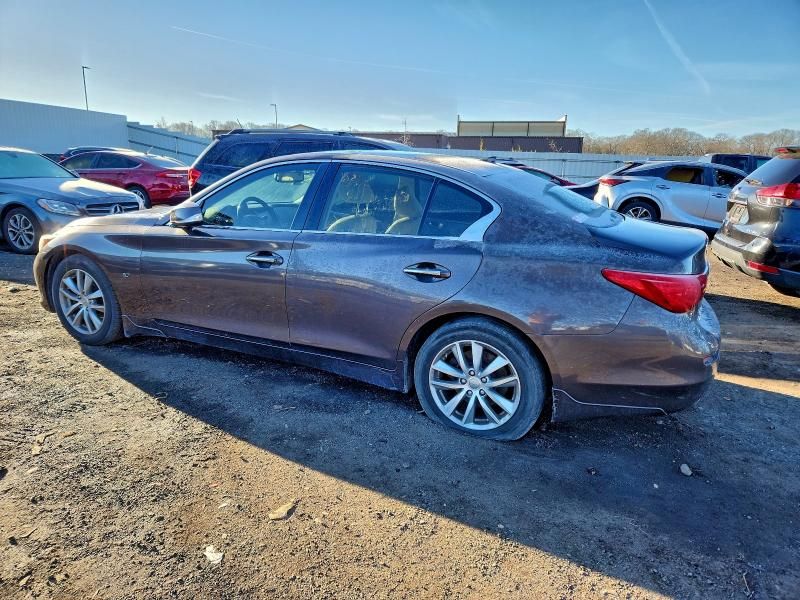 2015 Infiniti Q50 Base