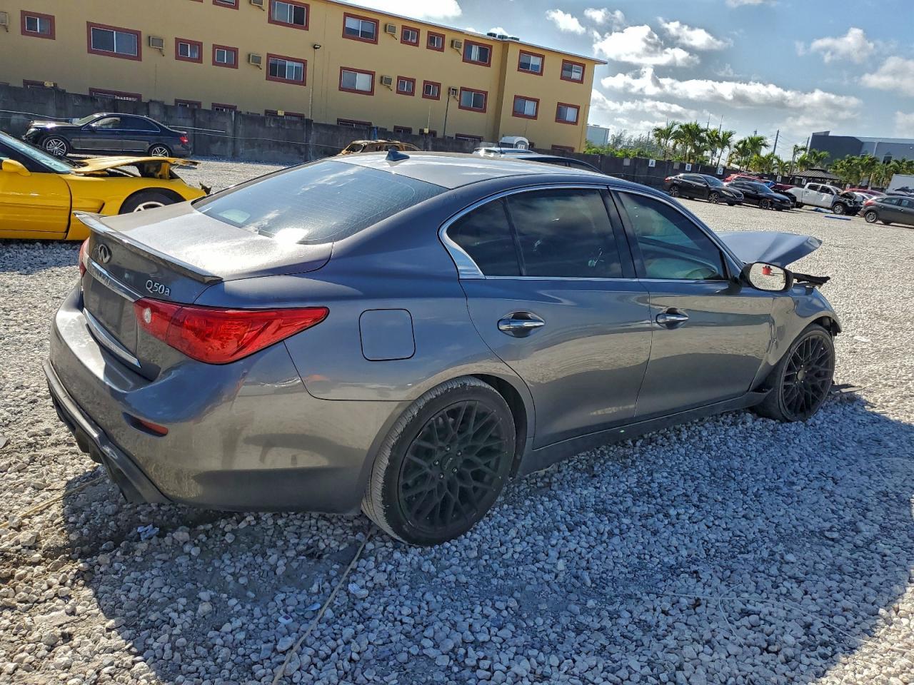 2015 Infiniti Q50 Base