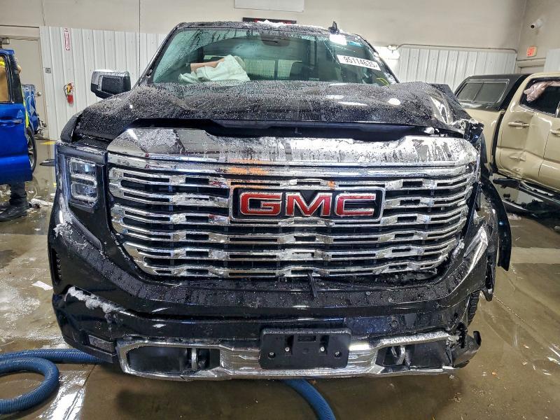 2025 GMC Sierra K1500 Denali