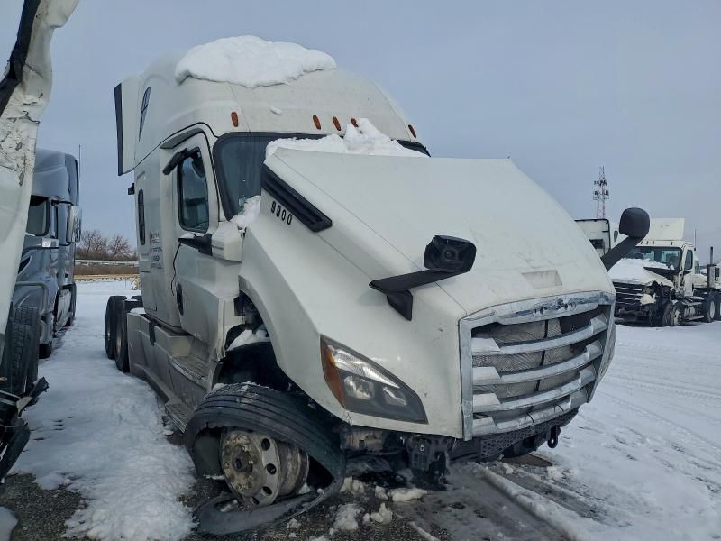 2020 Freightliner Cascadia 126 Semi Truck