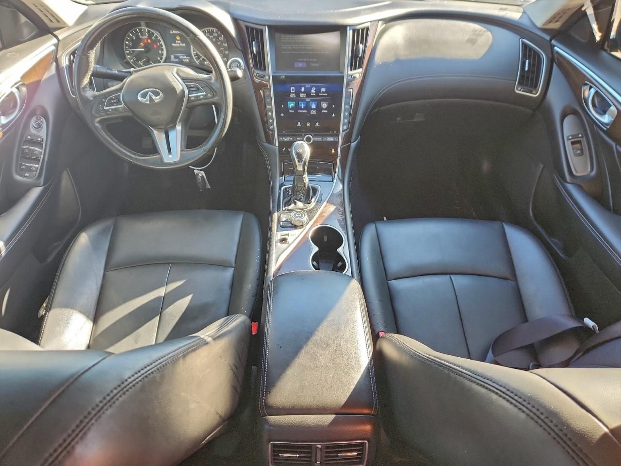 2018 Infiniti Q50 Luxe