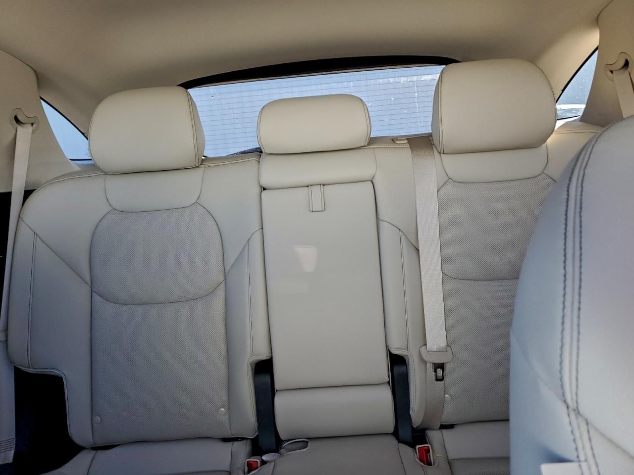 2026 Genesis Gv70 Base