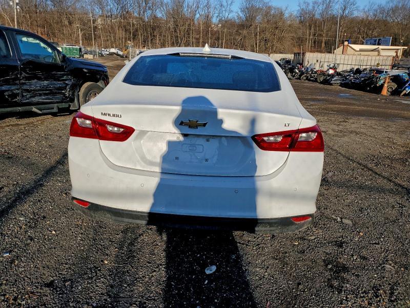 2024 Chevrolet Malibu lt