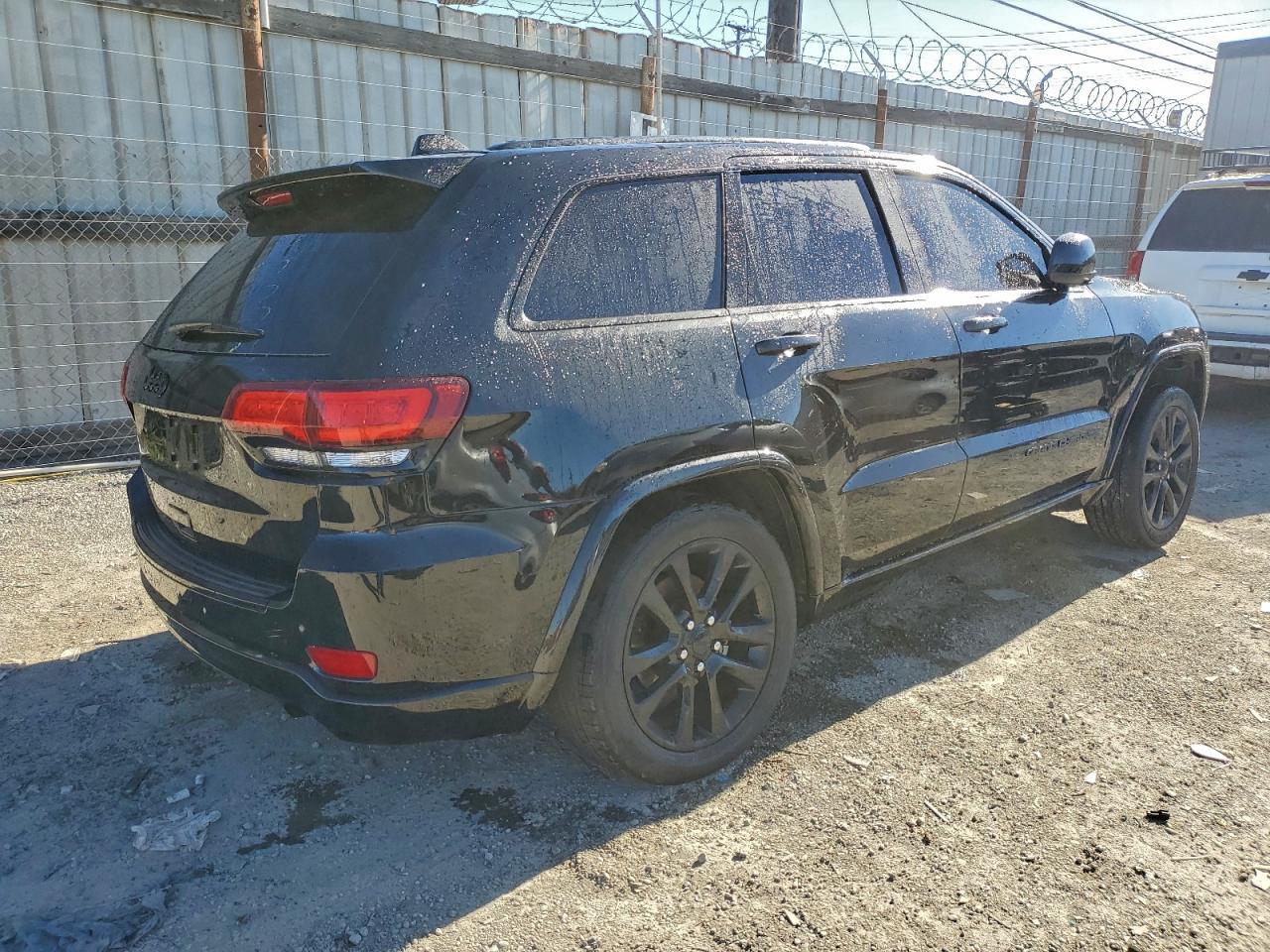 2018 Jeep Grand Cherokee Laredo
