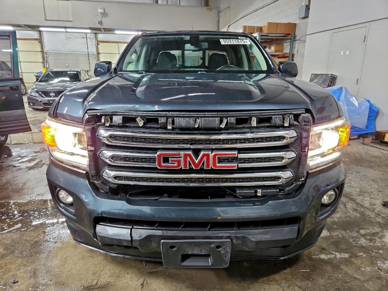 2017 GMC Canyon SLE