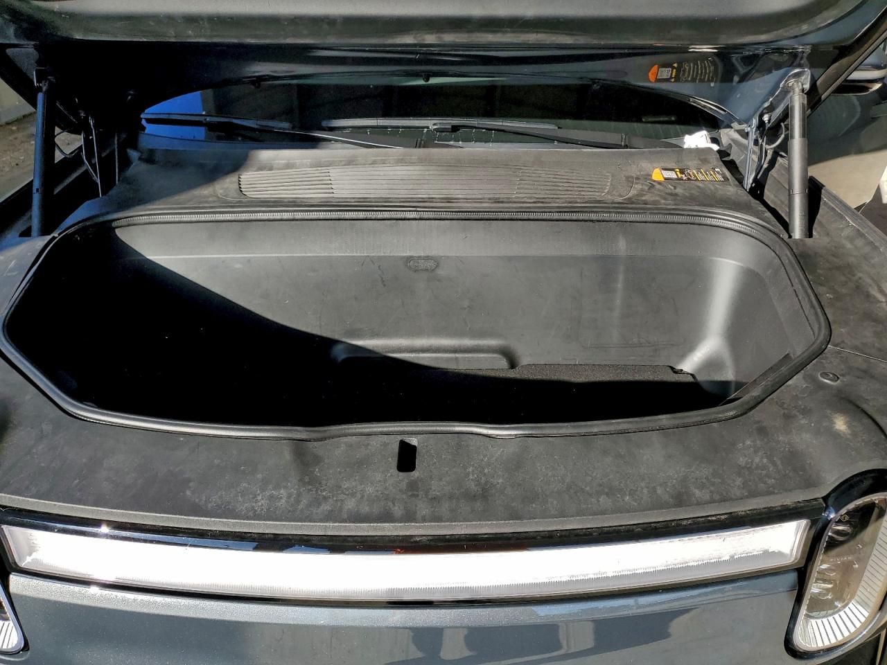 2023 Rivian R1T Adventure