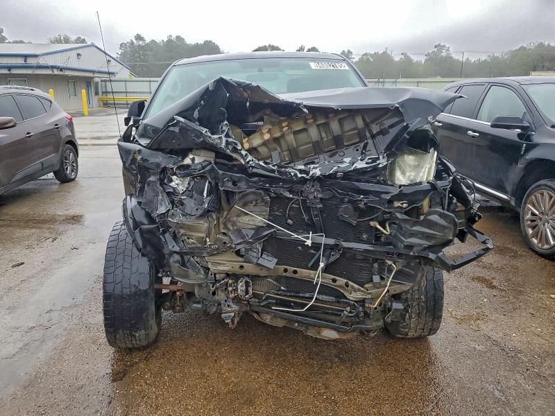 2017 Toyota Tundra Double cab sr
