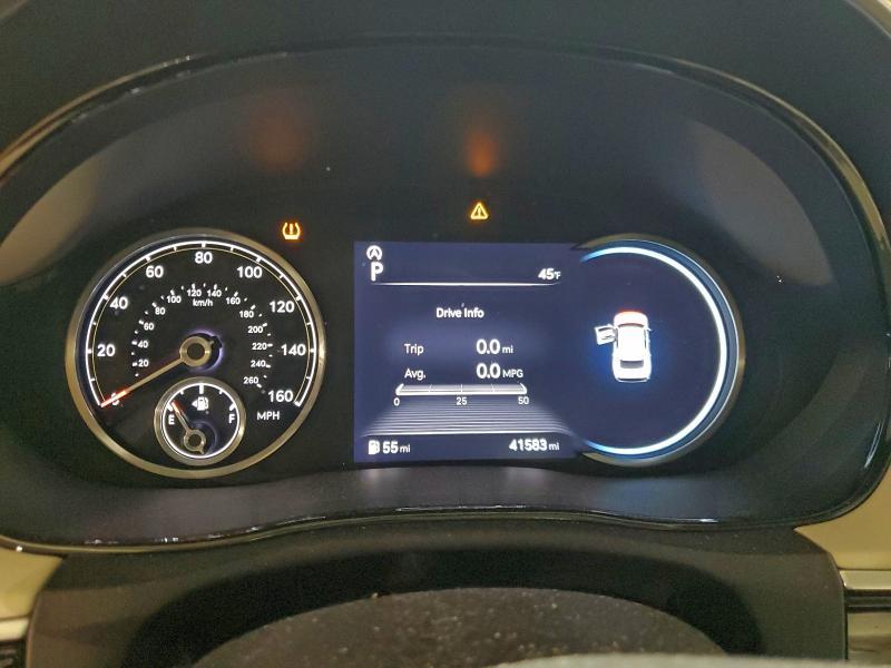 2022 Genesis Gv70 Base