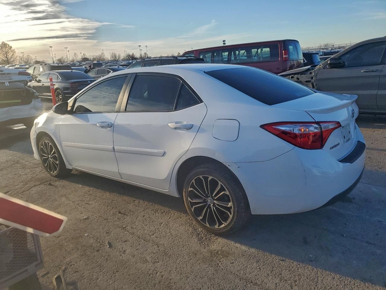 2015 Toyota Corolla l