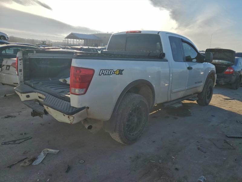 2015 Nissan Titan s