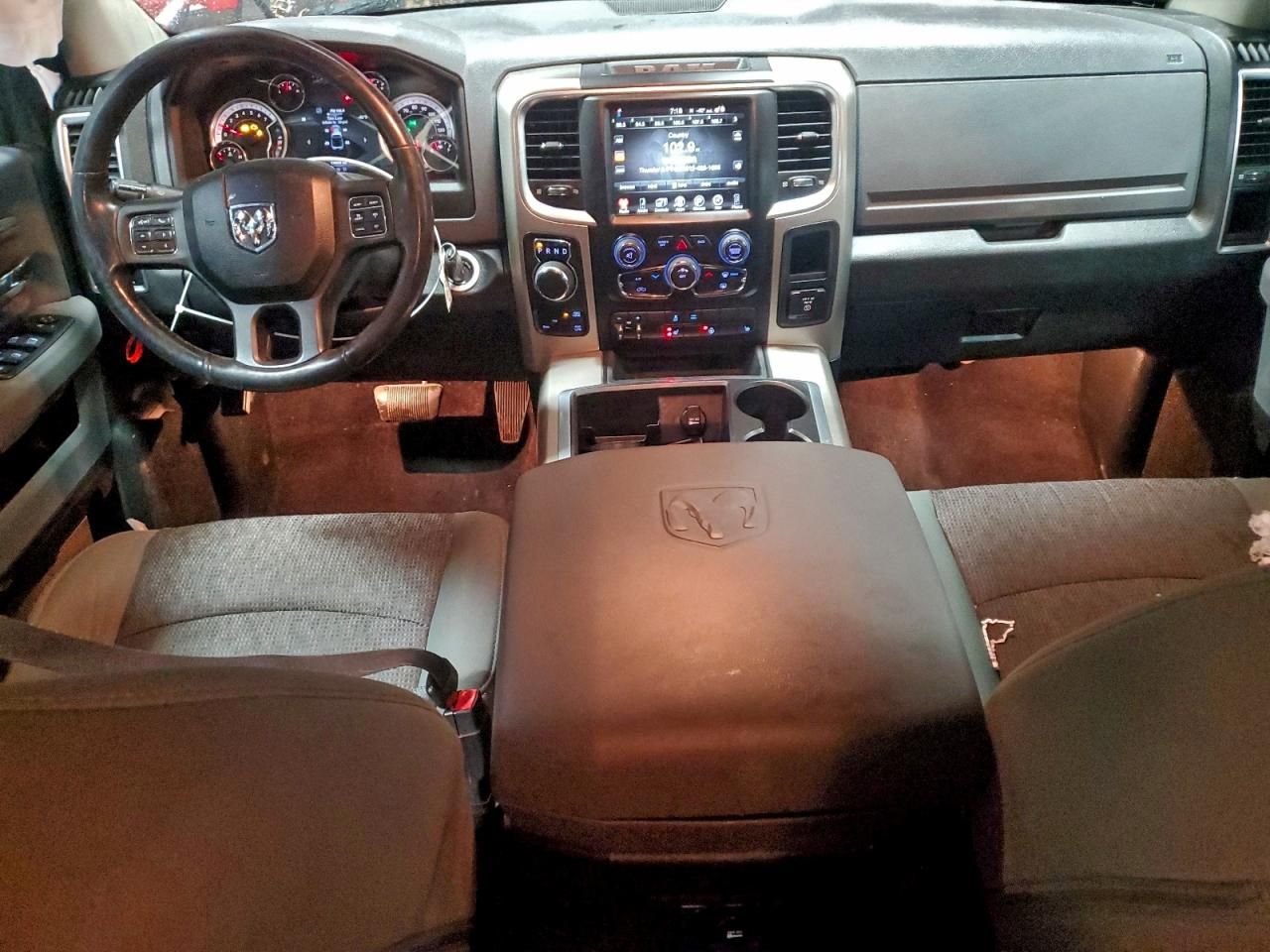 2014 Dodge Ram 1500 slt