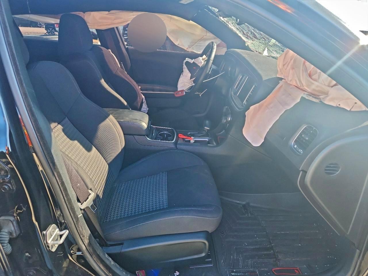 2019 Dodge Charger r