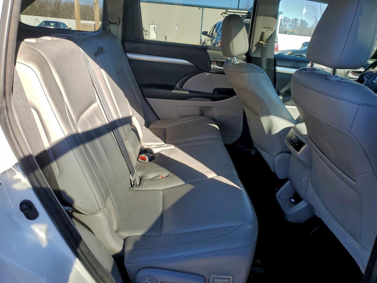 2015 Toyota Highlander xle