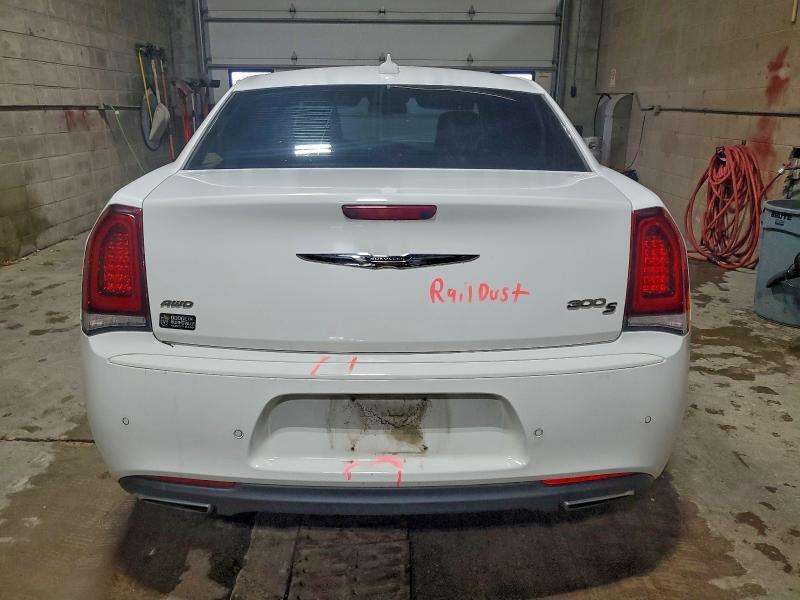 2015 Chrysler 300 s
