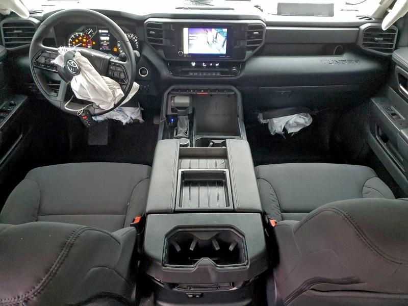 2024 Toyota Tundra Crewmax sr